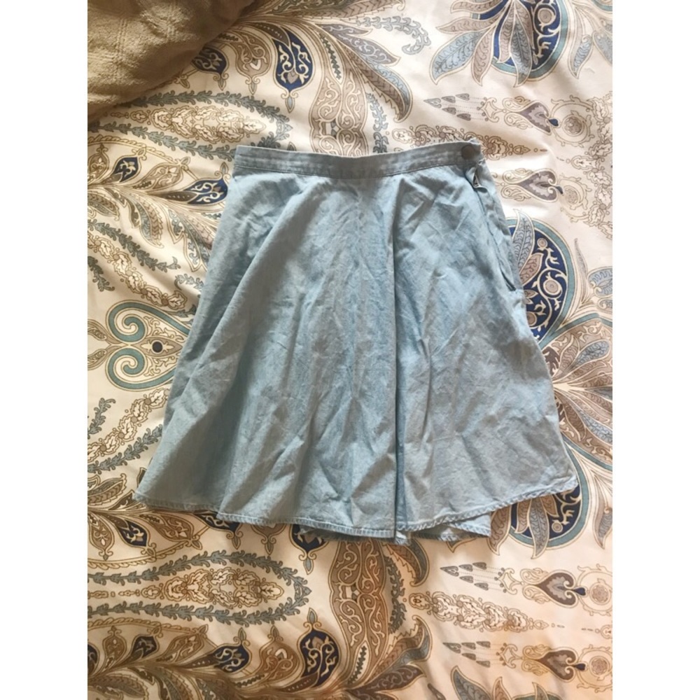 NWOT- High Waisted Skirt